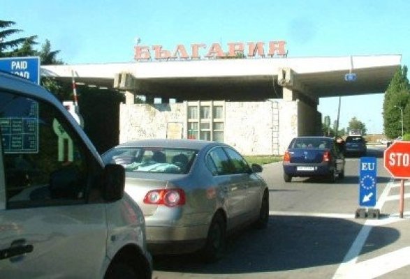 Peste 150 de români, victime ale furturilor, înşelăciunilor, tamponărilor şi distrugerilor în vacanţele din Bulgaria